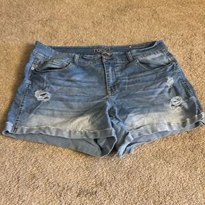 Rue 21 Jean shorts ￼